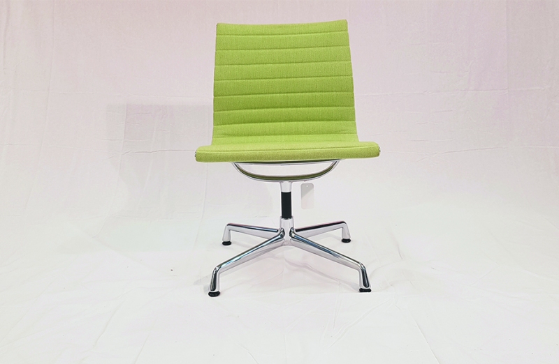 Sedia Aluminium EA 105