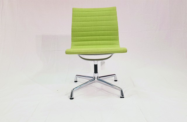 Sedia Aluminium EA 105
