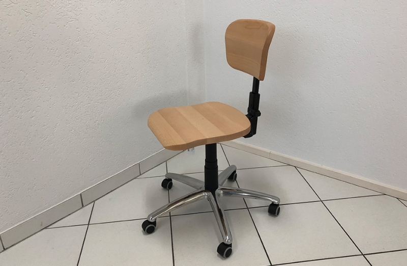Sedia operativa Throna WOOD